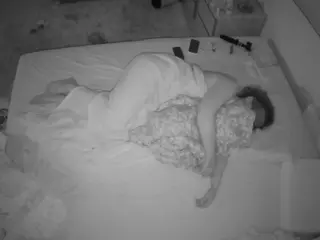 Julmodels Bedroom-C3's Live Sex Cam Show