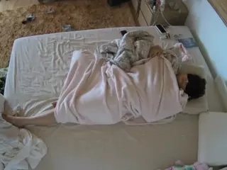 Julmodels Bedroom-C3's Live Sex Cam Show