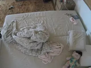 Julmodels Bedroom-C3's Live Sex Cam Show