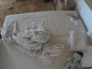 Julmodels Bedroom-C3's Live Sex Cam Show