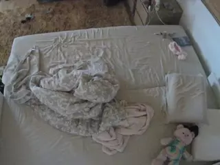 Julmodels Bedroom-C3's Live Sex Cam Show