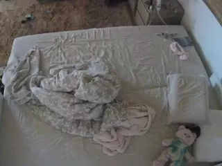 Julmodels Bedroom-C3's Live Sex Cam Show