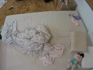 Julmodels Bedroom-C3's Live Sex Cam Show