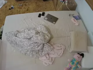 Julmodels Bedroom-C3's Live Sex Cam Show