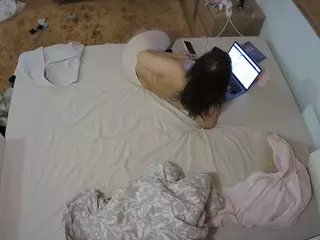 Julmodels Bedroom-C3's Live Sex Cam Show