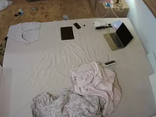 Julmodels Bedroom-C3's Live Sex Cam Show