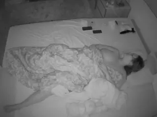 Julmodels Bedroom-C3's Live Sex Cam Show
