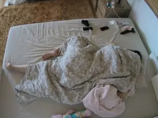 Julmodels Bedroom-C3's Live Sex Cam Show