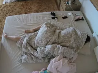 Julmodels Bedroom-C3's Live Sex Cam Show