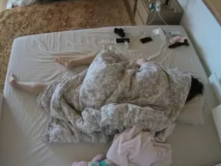 Julmodels Bedroom-C3's Live Sex Cam Show
