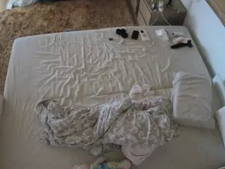 Julmodels Bedroom-C3's Live Sex Cam Show