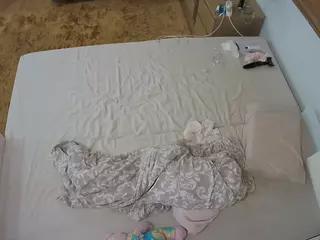 Julmodels Bedroom-C3's Live Sex Cam Show