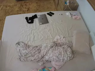 Julmodels Bedroom-C3's Live Sex Cam Show
