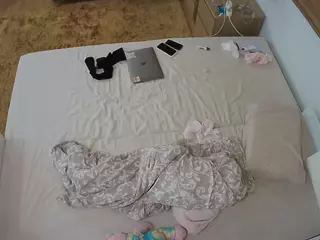 Julmodels Bedroom-C3's Live Sex Cam Show