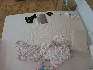 Julmodels Bedroom-C3's Live Sex Cam Show
