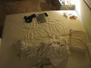 Julmodels Bedroom-C3's Live Sex Cam Show