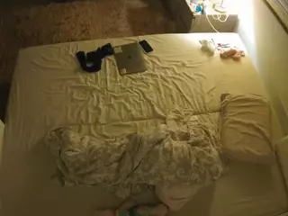 Julmodels Bedroom-C3's Live Sex Cam Show
