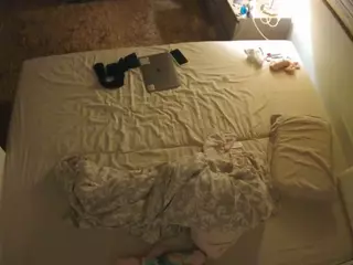 Julmodels Bedroom-C3's Live Sex Cam Show