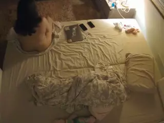 Julmodels Bedroom-C3's Live Sex Cam Show
