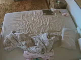 Julmodels Bedroom-C3's Live Sex Cam Show