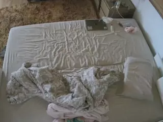 Julmodels Bedroom-C3's Live Sex Cam Show