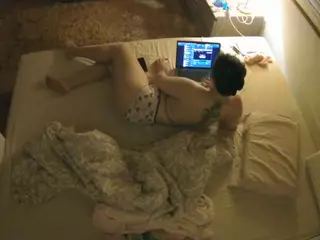 Julmodels Bedroom-C3's Live Sex Cam Show