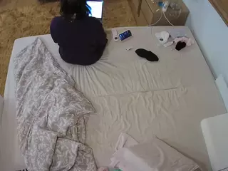 Julmodels Bedroom-C3's Live Sex Cam Show