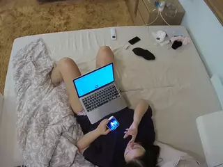 Julmodels Bedroom-C3's Live Sex Cam Show