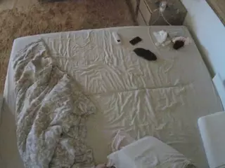 Julmodels Bedroom-C3's Live Sex Cam Show