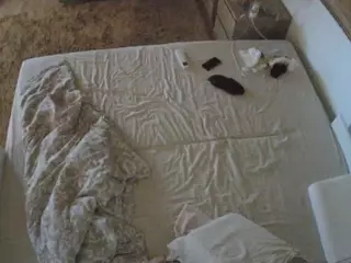 Julmodels Bedroom-C3's Live Sex Cam Show