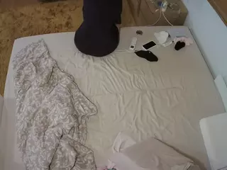 Julmodels Bedroom-C3's Live Sex Cam Show