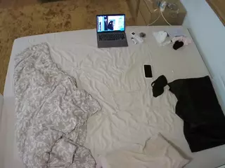 Julmodels Bedroom-C3's Live Sex Cam Show