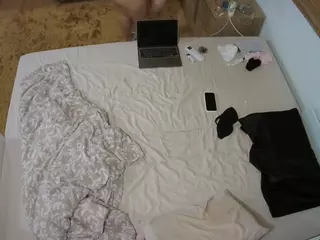 Julmodels Bedroom-C3's Live Sex Cam Show