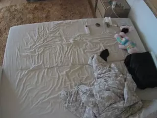 Julmodels Bedroom-C3's Live Sex Cam Show