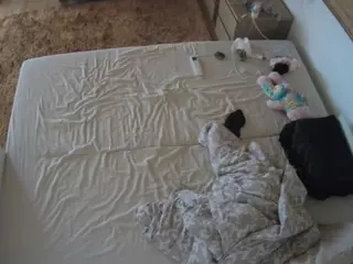 Julmodels Bedroom-C3's Live Sex Cam Show
