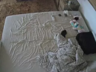 Julmodels Bedroom-C3's Live Sex Cam Show