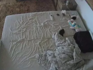 Julmodels Bedroom-C3's Live Sex Cam Show