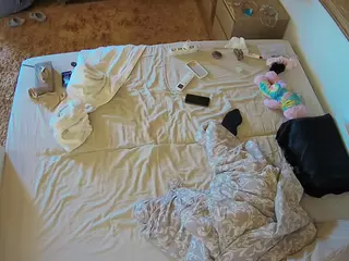 Julmodels Bedroom-C3's Live Sex Cam Show