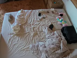 Julmodels Bedroom-C3's Live Sex Cam Show