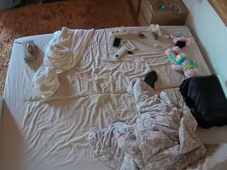Julmodels Bedroom-C3's Live Sex Cam Show