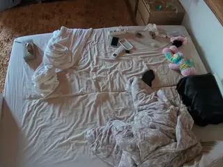 Julmodels Bedroom-C3's Live Sex Cam Show