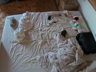 Julmodels Bedroom-C3's Live Sex Cam Show