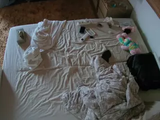 Julmodels Bedroom-C3's Live Sex Cam Show