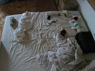Julmodels Bedroom-C3's Live Sex Cam Show