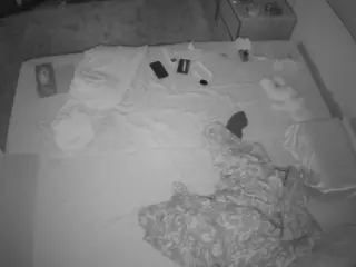 Julmodels Bedroom-C3's Live Sex Cam Show