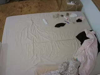 Julmodels Bedroom-C3's Live Sex Cam Show