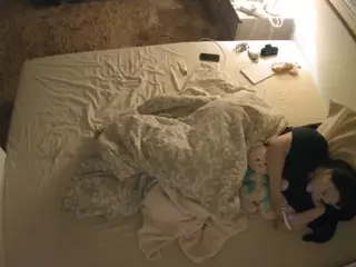 Julmodels Bedroom-C3's Live Sex Cam Show