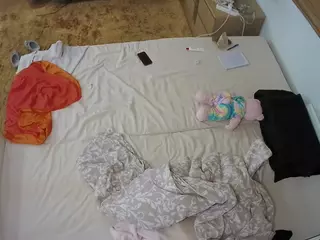 Julmodels Bedroom-C3's Live Sex Cam Show