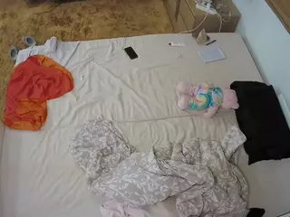 Julmodels Bedroom-C3's Live Sex Cam Show