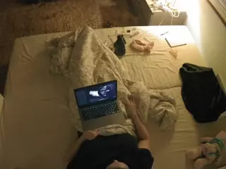 Julmodels Bedroom-C3's Live Sex Cam Show